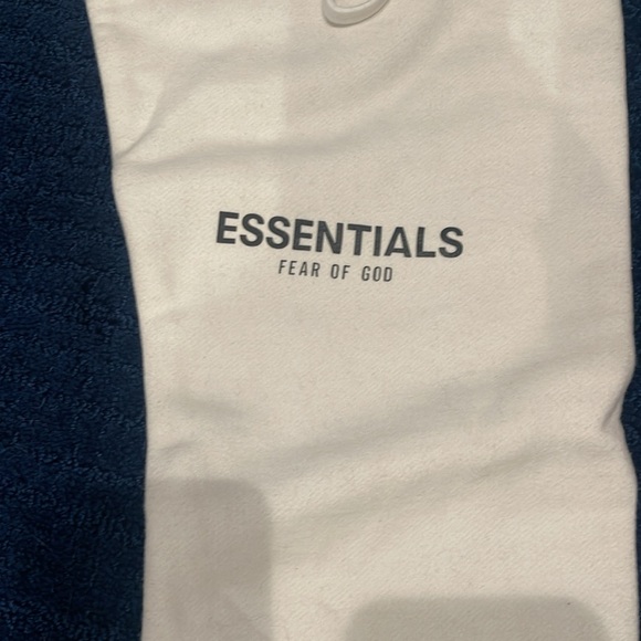 Fear of god essentials cream sweat pants size large worn - Picture 2 of 5